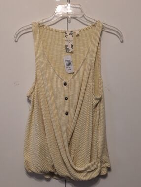 Blu Pepper Creamy Yellow Twist-Front Tank Top